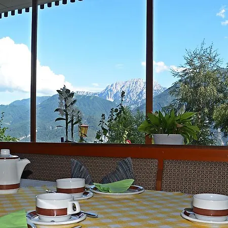 Fruehstueckspension Lemberger بيت ضيافة